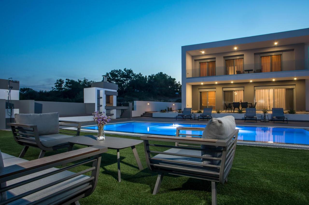 Melilia Luxury *